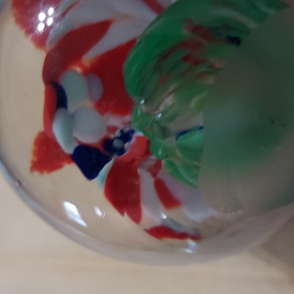 STAMPED Glass Flower Paperweight by I N F has a couple of nicks,Multicolor. - Picture 7 of 8